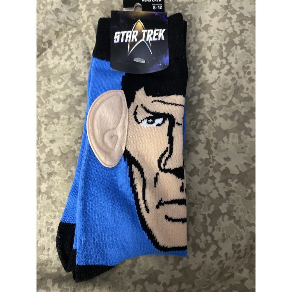 STAR TREK MR. SPOCK WITH EARS MENS CREW SOCKS SIZE 8-12, BIOWORLD, BRAND NEW!